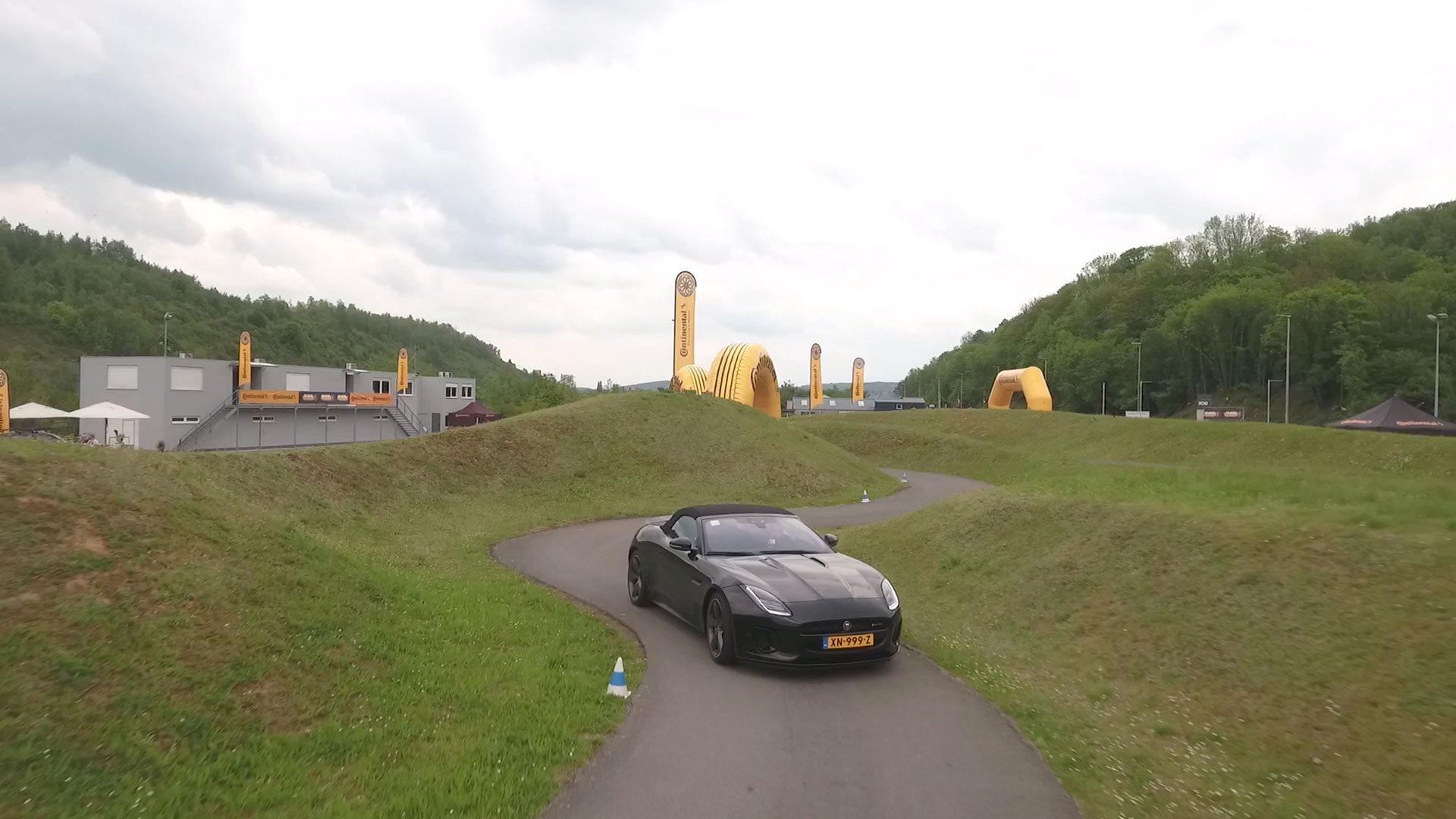 Continental Black Chili Driving Experience 2019